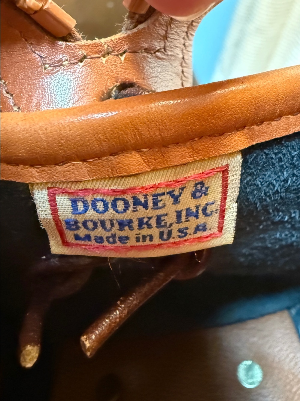 Dooney & Bourke Vintage AWL Satchel Black Leather British Tan Trim EUC - Picture 10 of 14